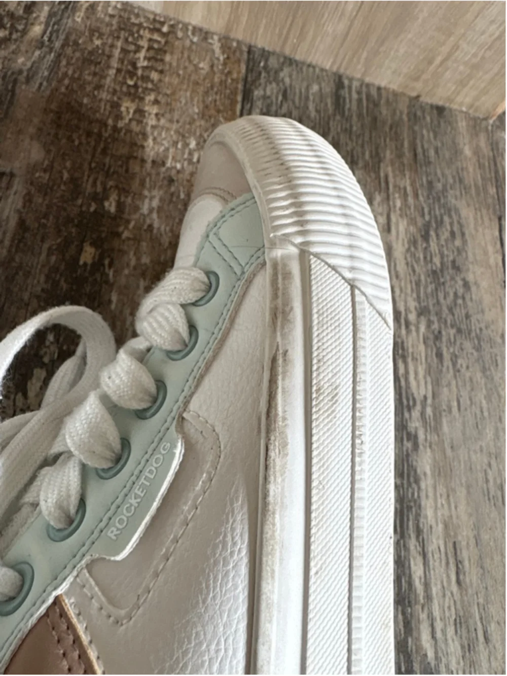 Rocket Dog Cheery White Combo Color Block Sneakers Size 6.5